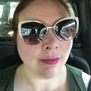 Meet your Posher, Julian